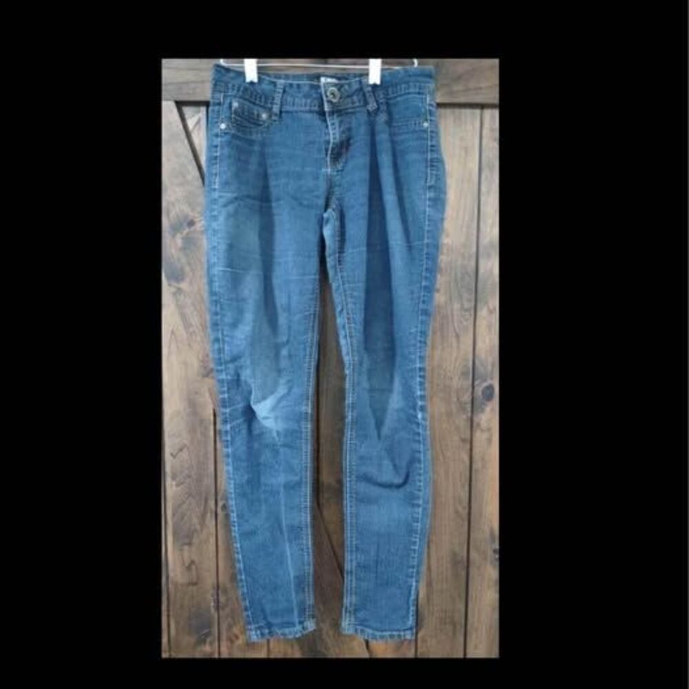 Jeans 5/27 Rewash Brand Los Angeles New York Juniors 28”=inseam 7.5"=rise C2786